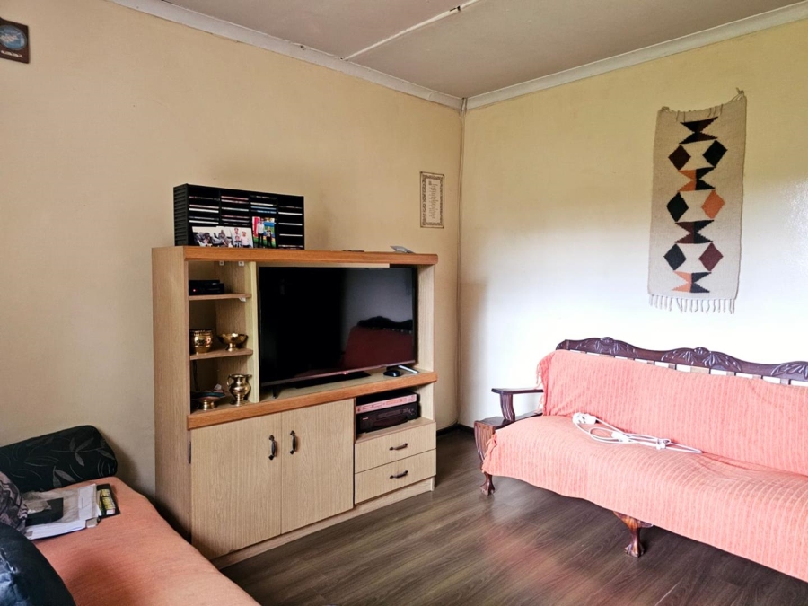 4 Bedroom Property for Sale in Ladybrand Free State